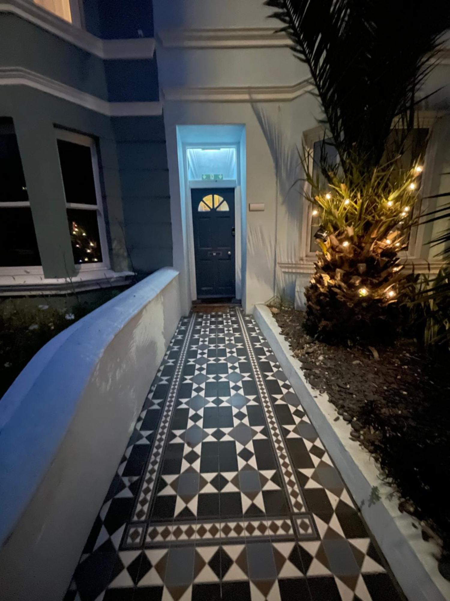 The Palms Brighton Villa Exterior photo